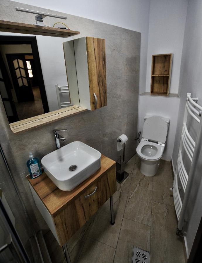 Flori'S Apartment Brašov Exteriér fotografie